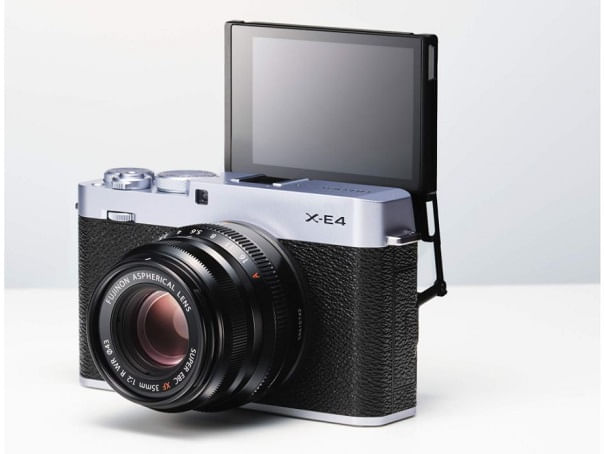 Fujifilm X-E4 Aparat Foto Mirrorless 26 MP Kit cu Obiectiv XF 27mm